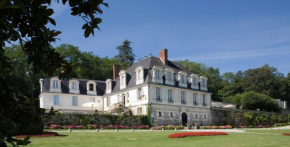 Отель Relais du Silence Château De Beaulieu et Magnolia Spa  Жуа-Лес-Турс